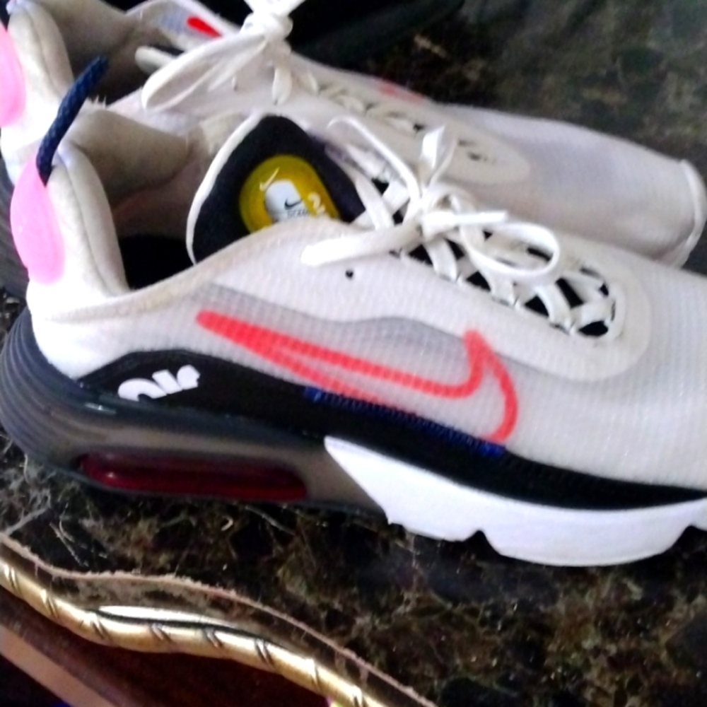 Shoes - Picture 1 of 2